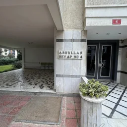 Laci̇vert Cadde Tevfi̇k Paşa Sok. 130 M² Net 4+1 3 Balkonlu Dai̇re