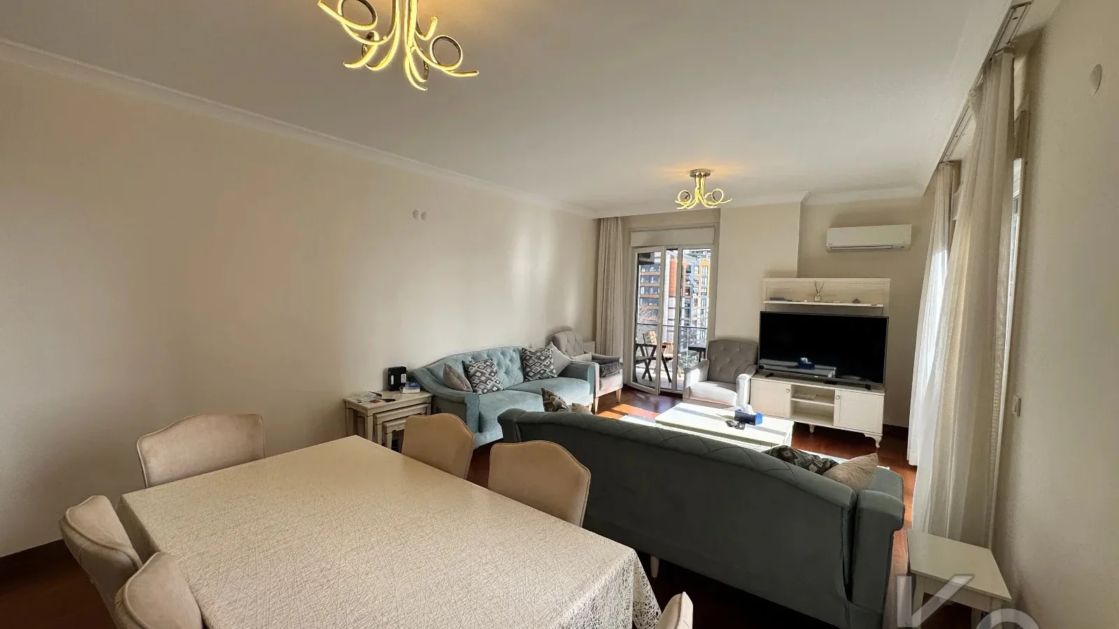 Lacivert Cadde Caddebostan Plajyolunda Yeni Binada Deniz Manzaralı 115m² Net 3+1