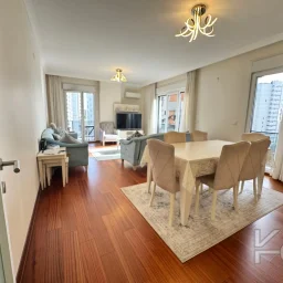 Lacivert Cadde Caddebostan Plajyolunda Yeni Binada Deniz Manzaralı 115m² Net 3+1