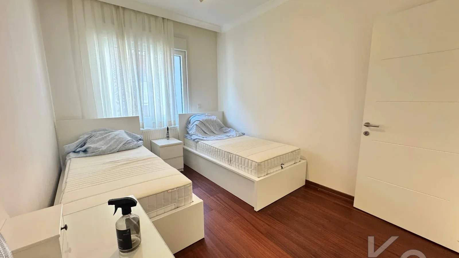 Lacivert Cadde Caddebostan Plajyolunda Yeni Binada Deniz Manzaralı 115m² Net 3+1