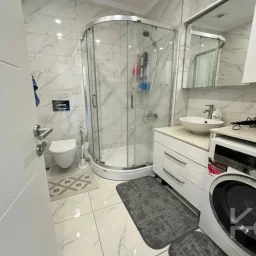 Lacivert Cadde Caddebostan Plajyolunda Yeni Binada Deniz Manzaralı 115m² Net 3+1