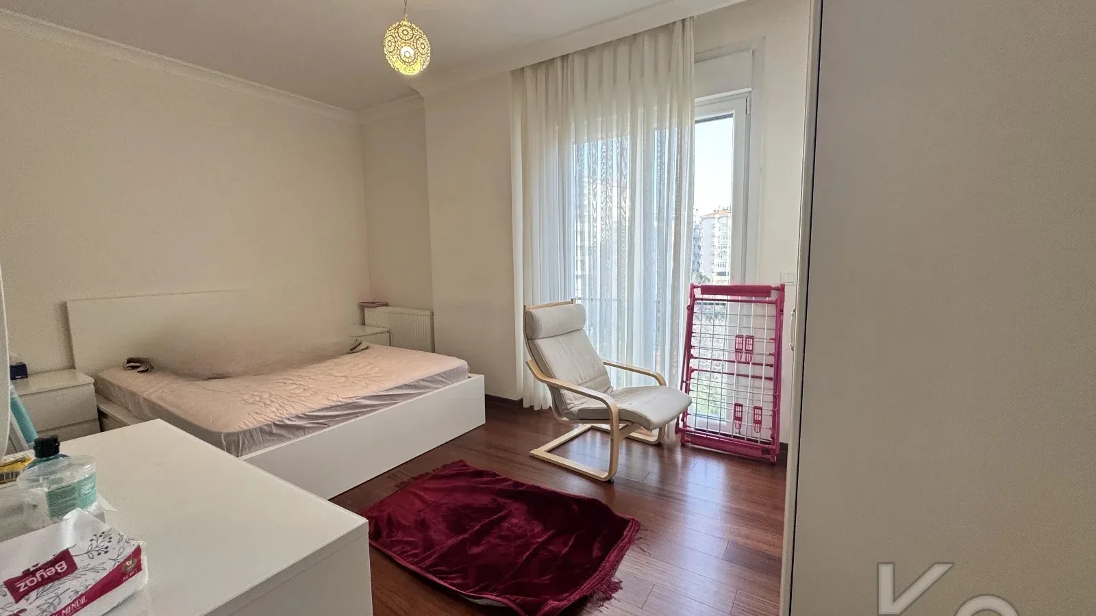 Lacivert Cadde Caddebostan Plajyolunda Yeni Binada Deniz Manzaralı 115m² Net 3+1