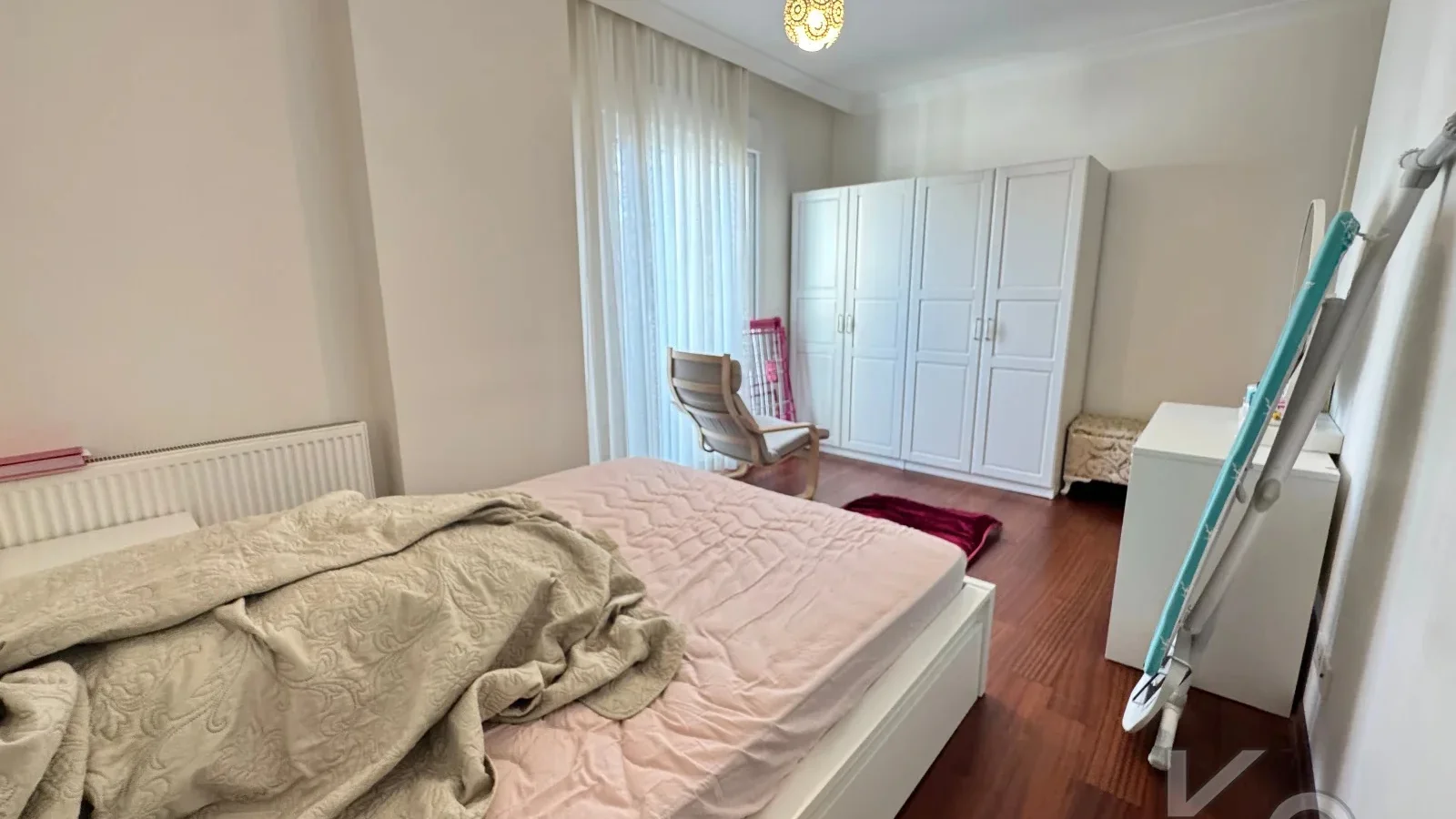 Lacivert Cadde Caddebostan Plajyolunda Yeni Binada Deniz Manzaralı 115m² Net 3+1