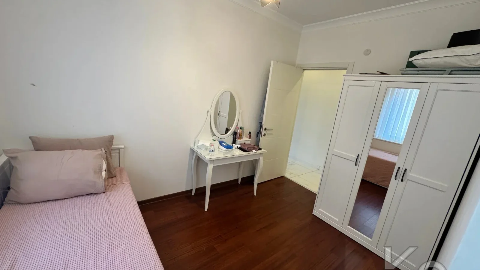 Lacivert Cadde Caddebostan Plajyolunda Yeni Binada Deniz Manzaralı 115m² Net 3+1