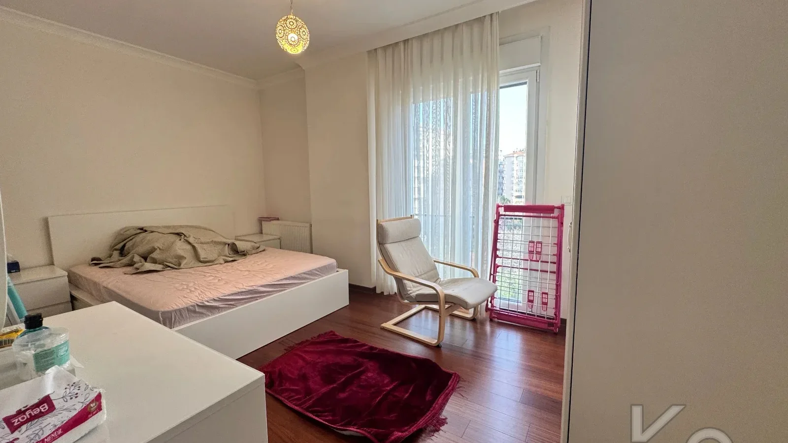 Lacivert Cadde Caddebostan Plajyolunda Yeni Binada Deniz Manzaralı 115m² Net 3+1
