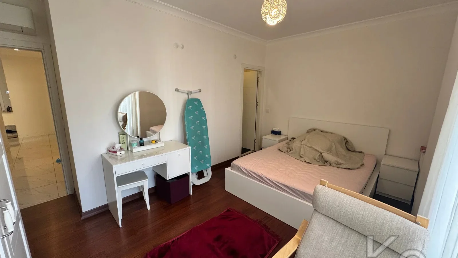 Lacivert Cadde Caddebostan Plajyolunda Yeni Binada Deniz Manzaralı 115m² Net 3+1