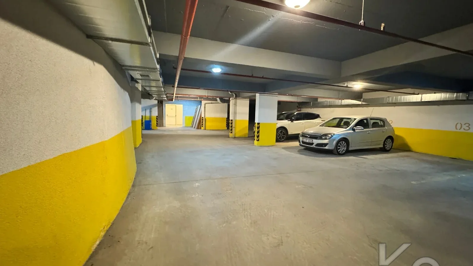 Lacivert Cadde Caddebostan Plajyolunda Yeni Binada Deniz Manzaralı 115m² Net 3+1