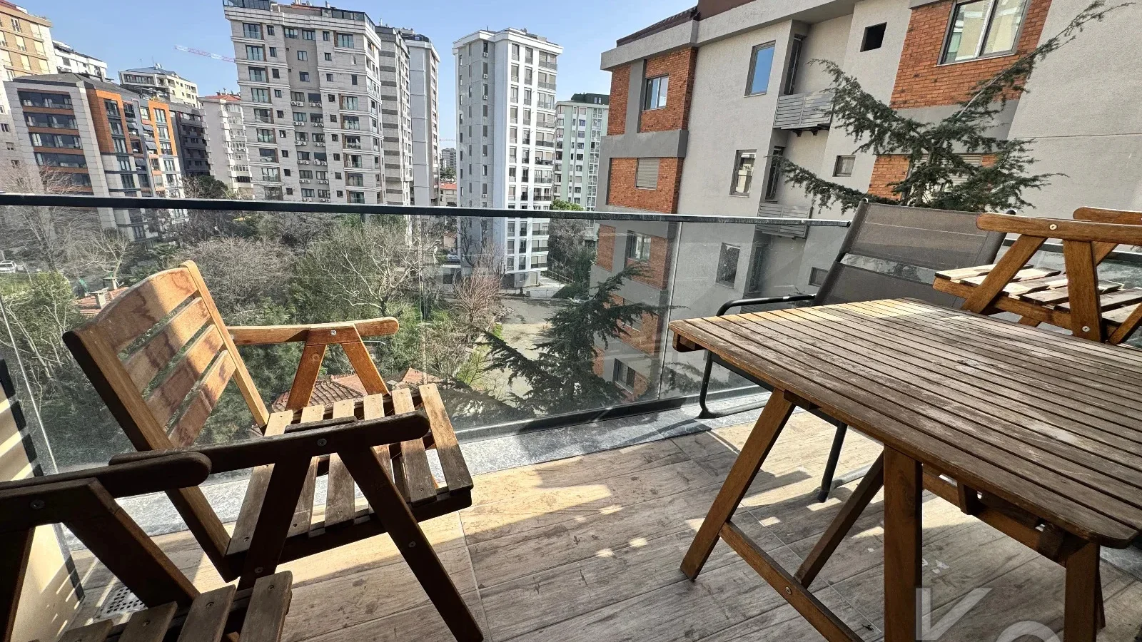 Lacivert Cadde Caddebostan Plajyolunda Yeni Binada Deniz Manzaralı 115m² Net 3+1