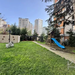 Lacivert Cadde Caddebostan Plajyolunda Yeni Binada Deniz Manzaralı 115m² Net 3+1