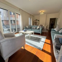 Lacivert Cadde Caddebostan Plajyolunda Yeni Binada Deniz Manzaralı 115m² Net 3+1
