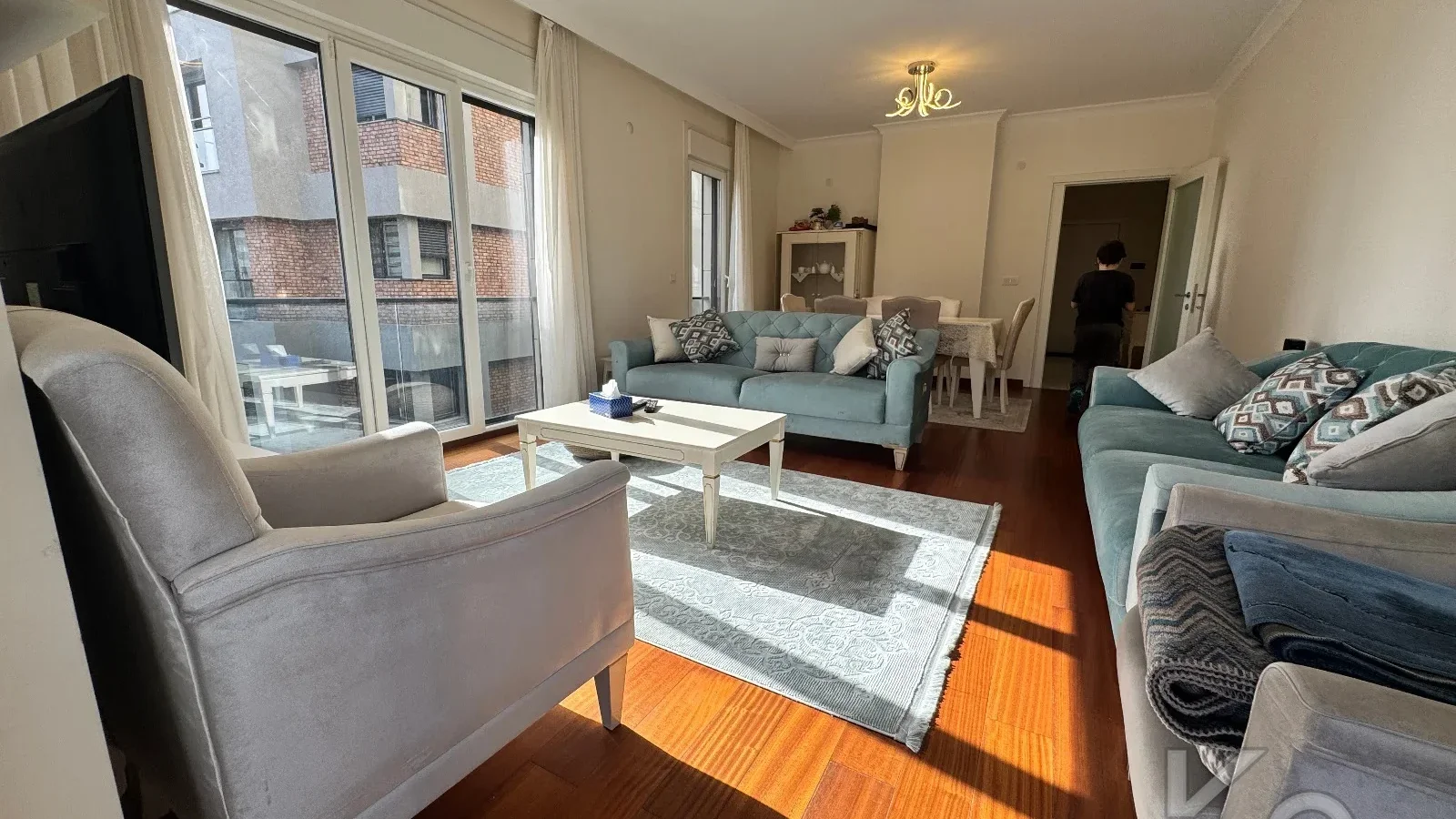 Lacivert Cadde Caddebostan Plajyolunda Yeni Binada Deniz Manzaralı 115m² Net 3+1