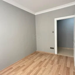 Academy Erenköy Bağdat Caddesi'ne Yakın Çeliker İnşaat Yapımı 2+1