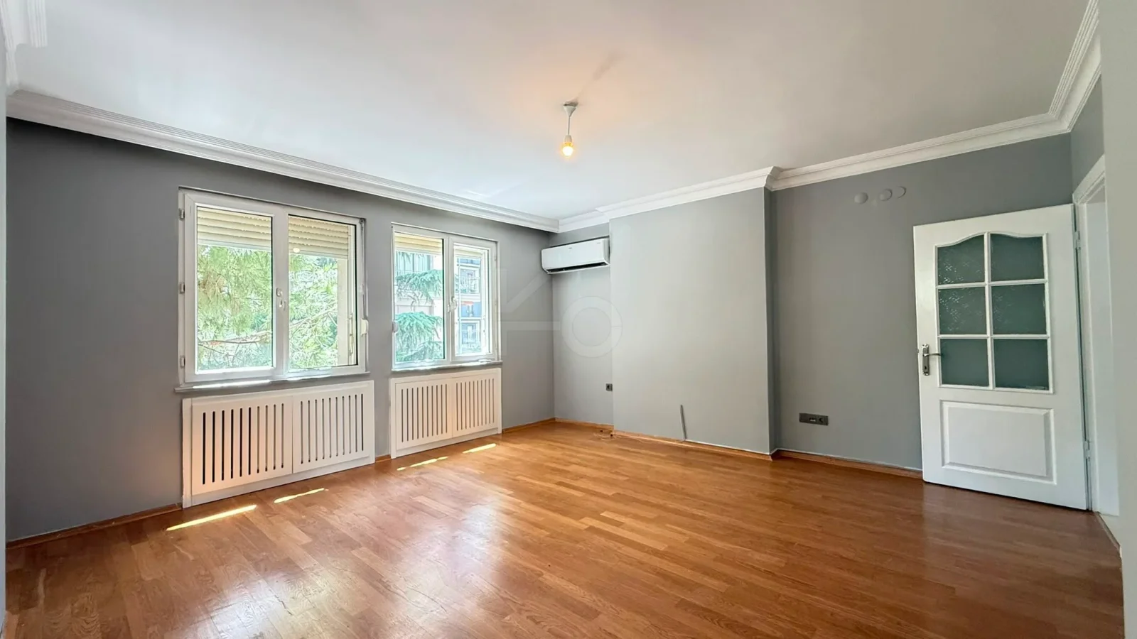 Academy Erenköy Bağdat Caddesi'ne Yakın Çeliker İnşaat Yapımı 2+1