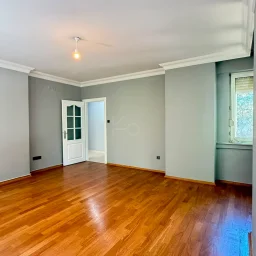 Academy Erenköy Bağdat Caddesi'ne Yakın Çeliker İnşaat Yapımı 2+1