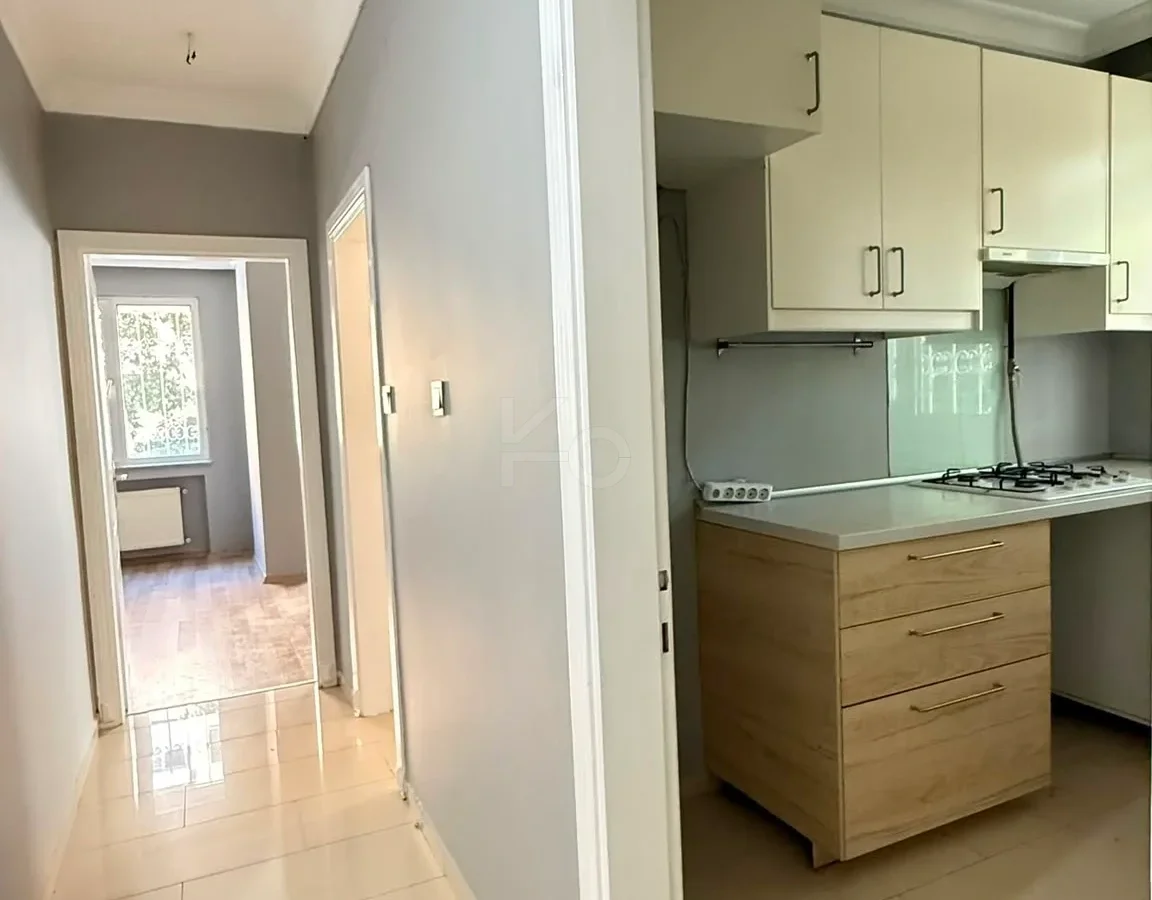 Academy Erenköy Bağdat Caddesi'ne Yakın Çeliker İnşaat Yapımı 2+1