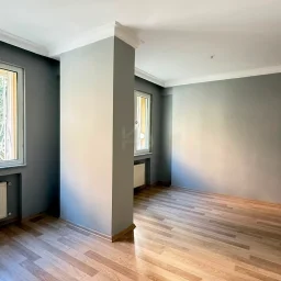 Academy Erenköy Bağdat Caddesi'ne Yakın Çeliker İnşaat Yapımı 2+1
