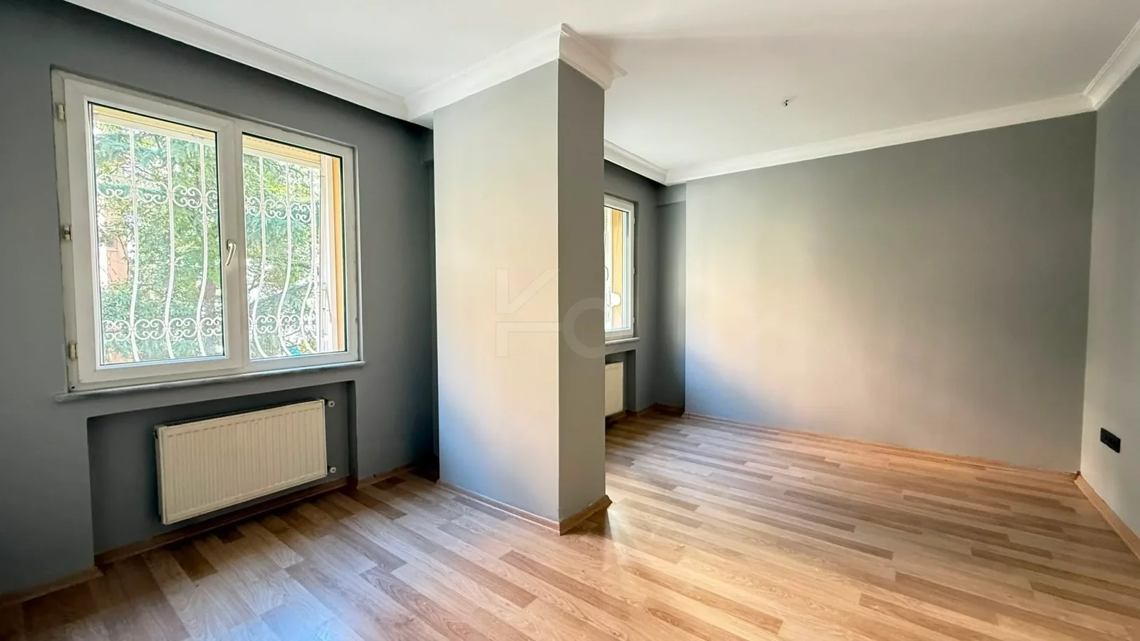Academy Erenköy Bağdat Caddesi'ne Yakın Çeliker İnşaat Yapımı 2+1