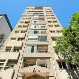Academy Erenköy Bağdat Caddesi'ne Yakın Çeliker İnşaat Yapımı 2+1