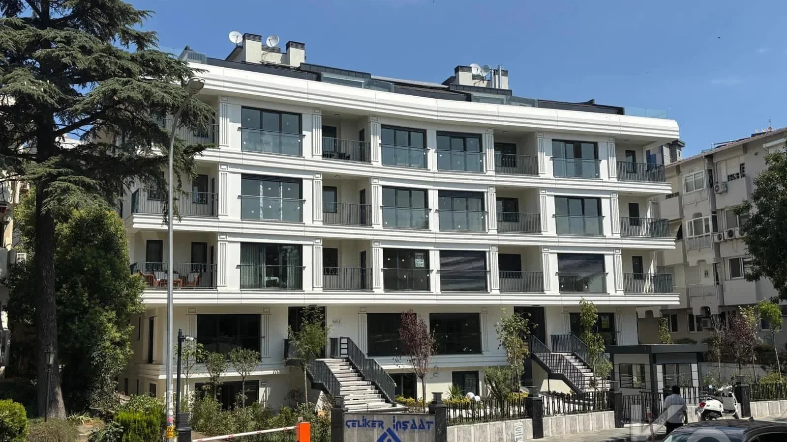 Academy Caddebostan Sahil Sıfır Deniz Manzaralı 4+2 Güvenlikli Dubleks Daire