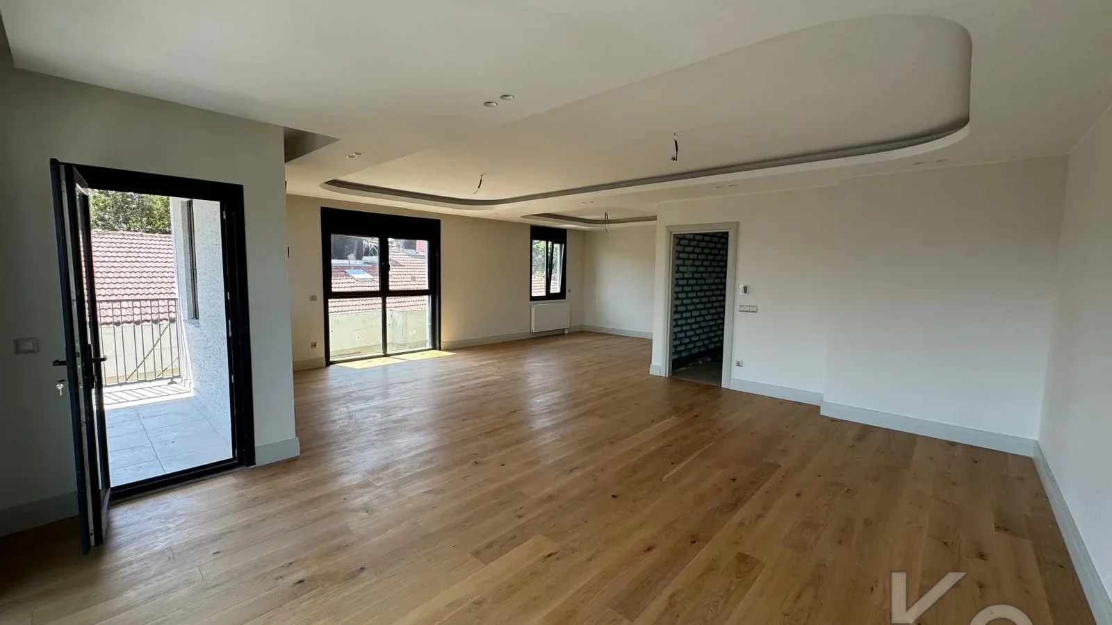 Academy Caddebostan Sahil Sıfır Deniz Manzaralı 4+2 Güvenlikli Dubleks Daire
