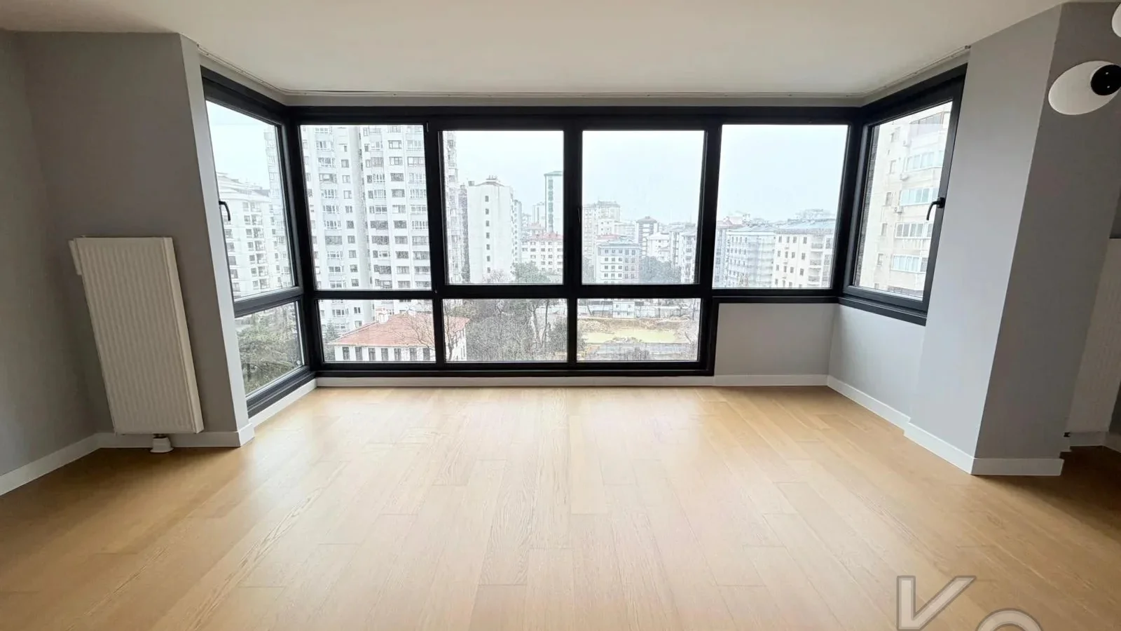 Academy Erenköy Bağdat Caddesi̇ Ve Marmaray Yakini Yeni̇ Bi̇nada 110m2 2+1