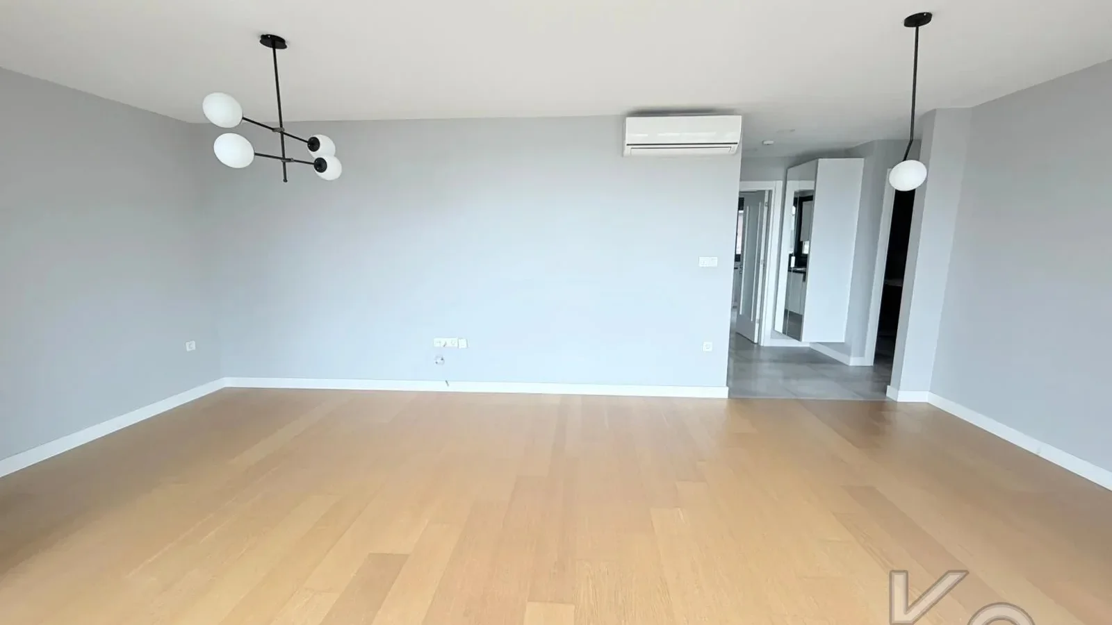 Academy Erenköy Bağdat Caddesi̇ Ve Marmaray Yakini Yeni̇ Bi̇nada 110m2 2+1