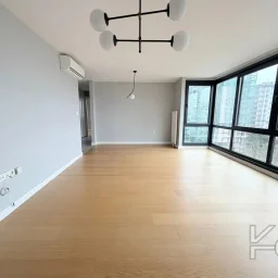 Academy Erenköy Bağdat Caddesi̇ Ve Marmaray Yakini Yeni̇ Bi̇nada 110m2 2+1