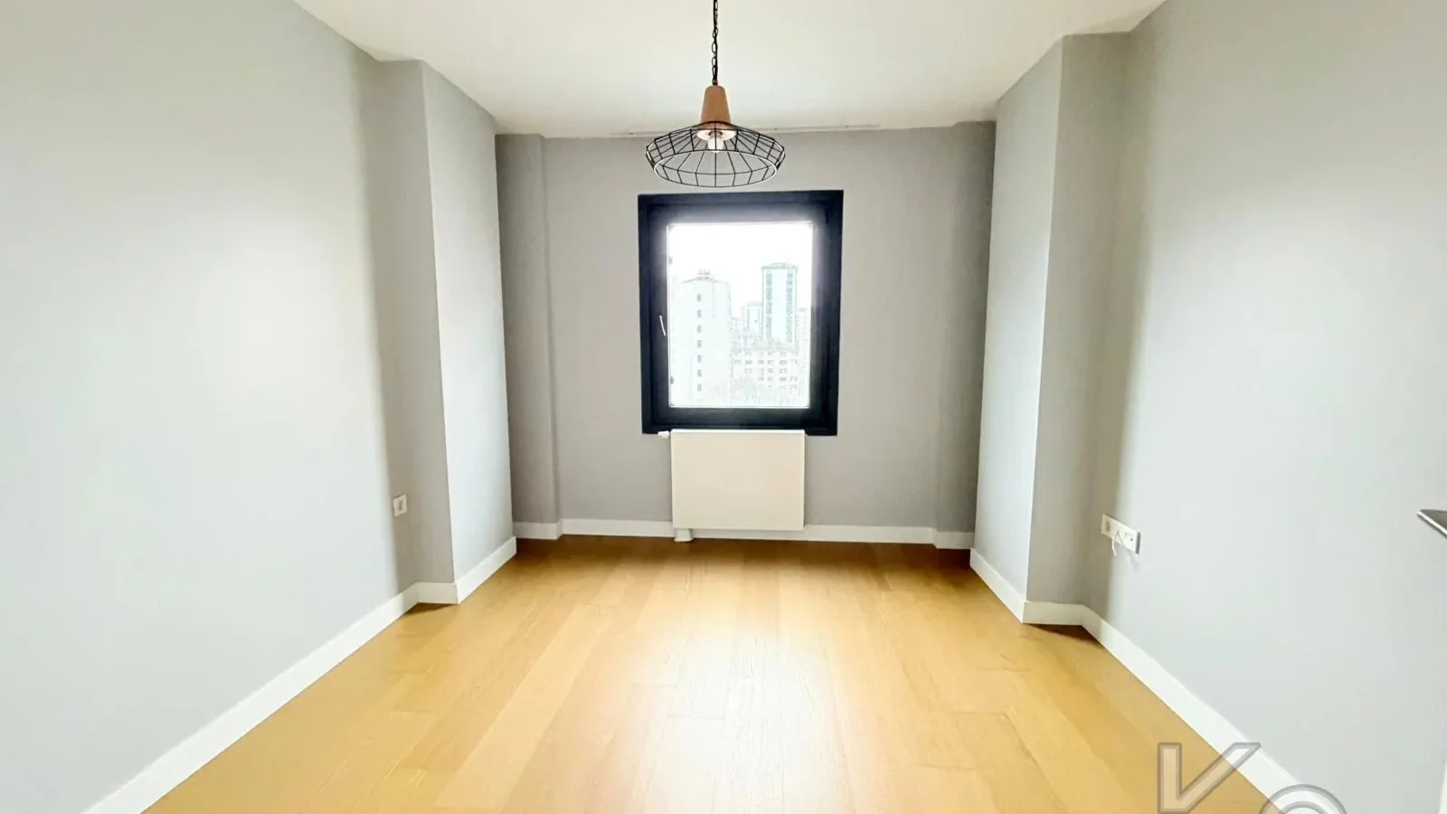 Academy Erenköy Bağdat Caddesi̇ Ve Marmaray Yakini Yeni̇ Bi̇nada 110m2 2+1
