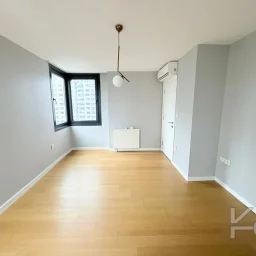 Academy Erenköy Bağdat Caddesi̇ Ve Marmaray Yakini Yeni̇ Bi̇nada 110m2 2+1