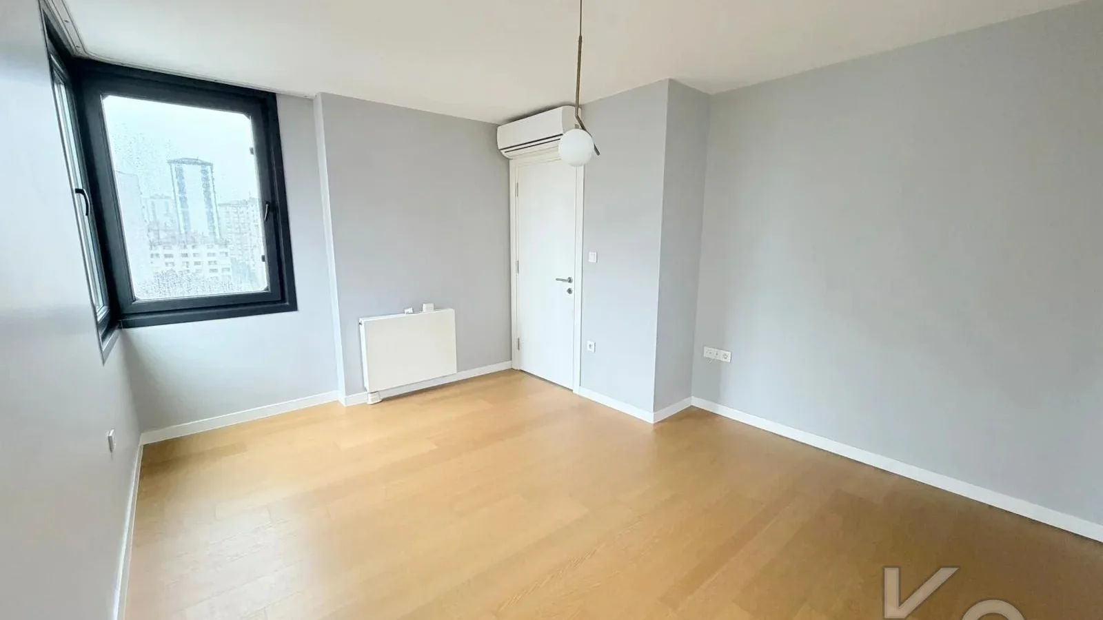 Academy Erenköy Bağdat Caddesi̇ Ve Marmaray Yakini Yeni̇ Bi̇nada 110m2 2+1