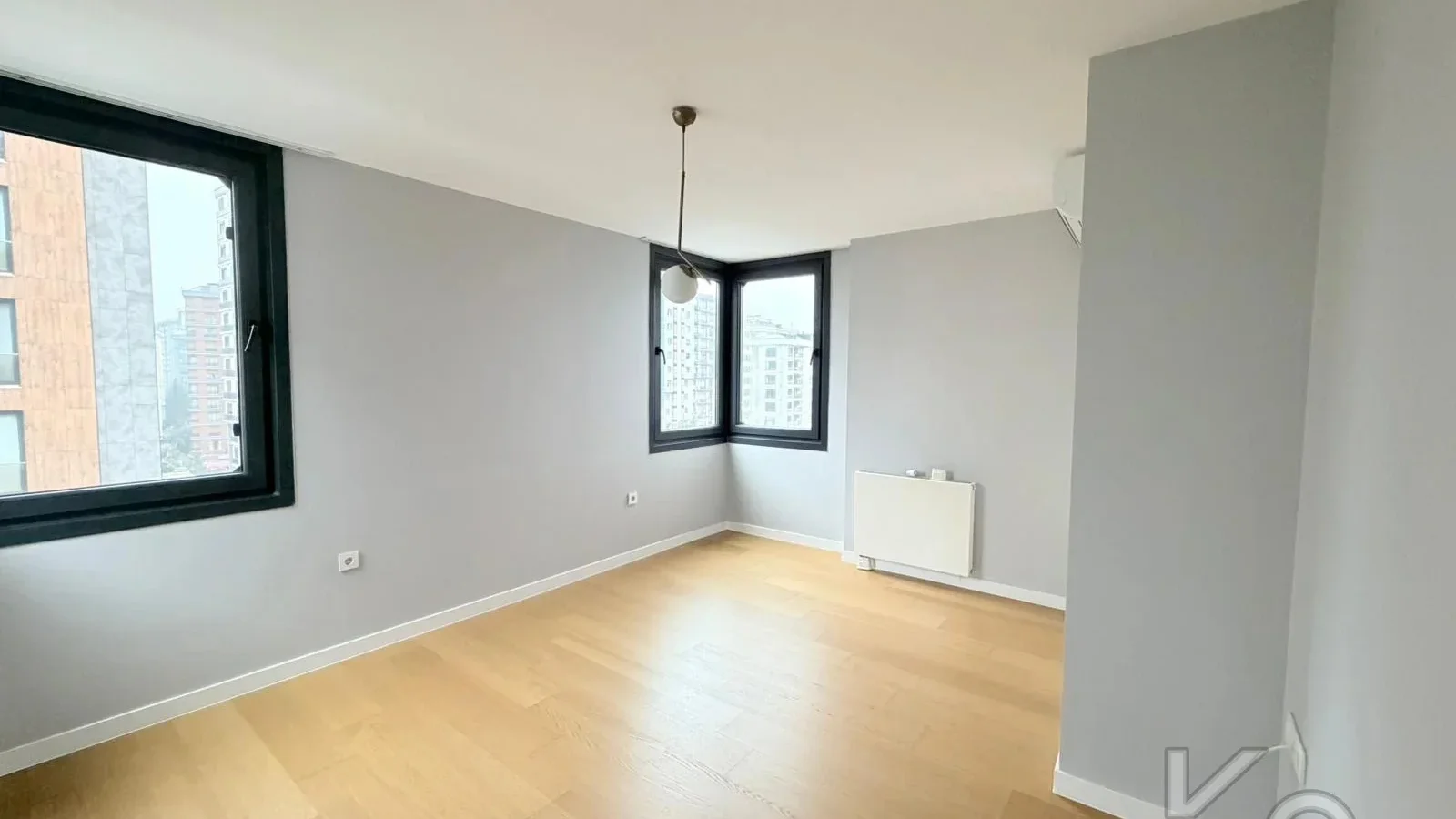 Academy Erenköy Bağdat Caddesi̇ Ve Marmaray Yakini Yeni̇ Bi̇nada 110m2 2+1
