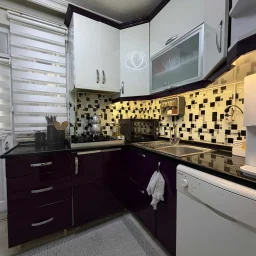 Rookz Fark Güngören Mareşal Çakmakta Satılık 2+1 Bahçeli Ve Bakımlı Daire
