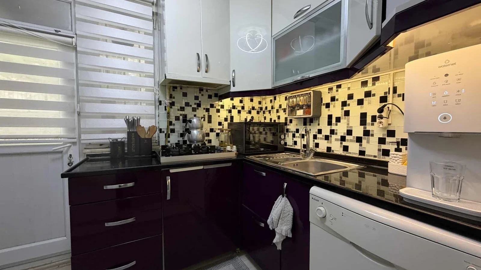 Rookz Fark Güngören Mareşal Çakmakta Satılık 2+1 Bahçeli Ve Bakımlı Daire