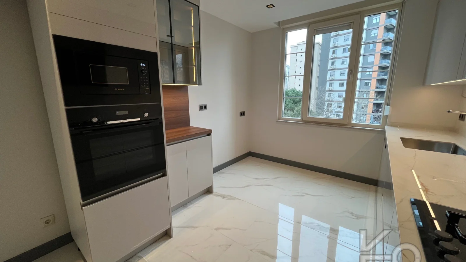 Bağdat Caddesi’ne 2 Dk Mesafade Satılık 4+1 Daire