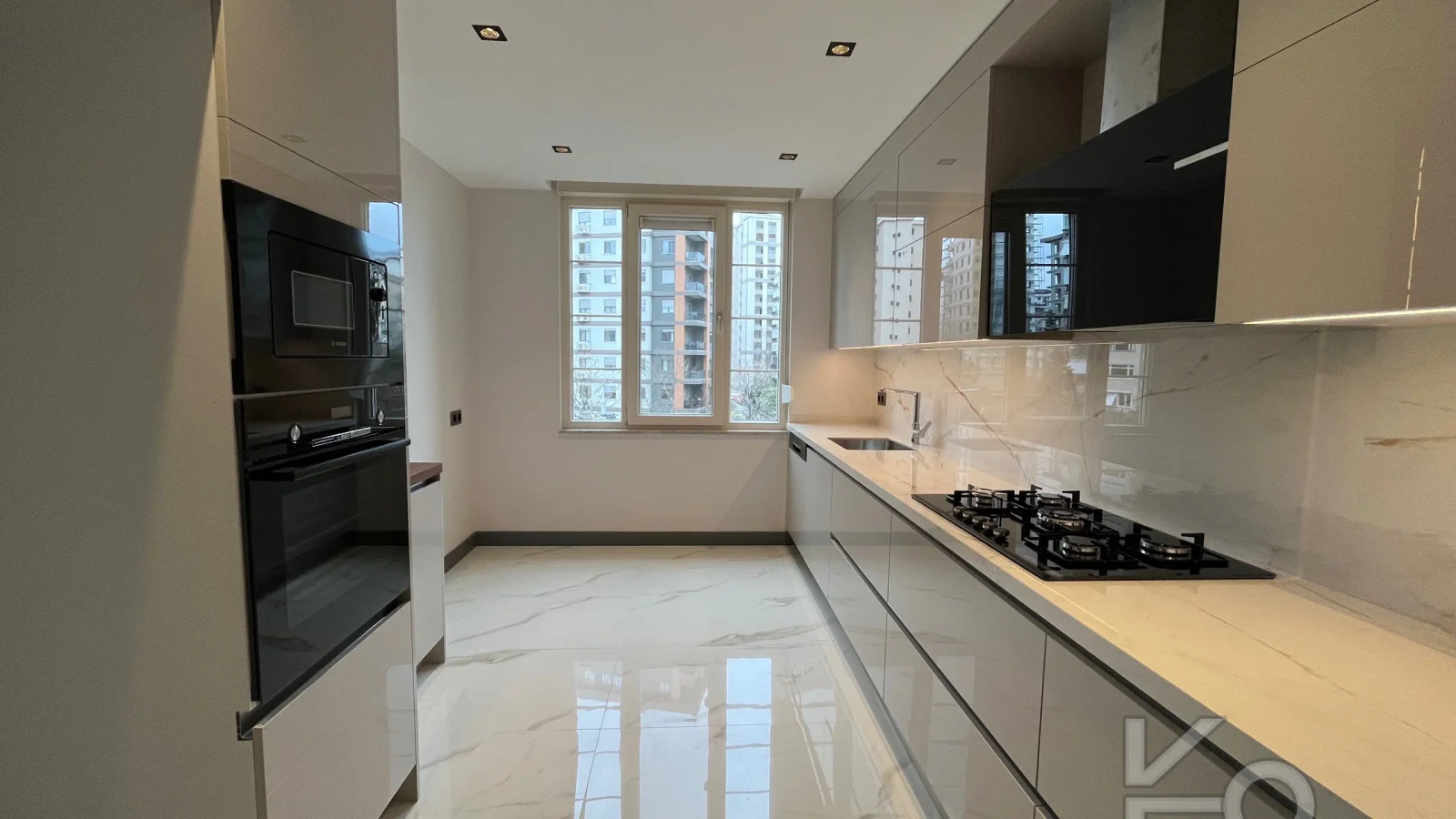 Bağdat Caddesi’ne 2 Dk Mesafade Satılık 4+1 Daire
