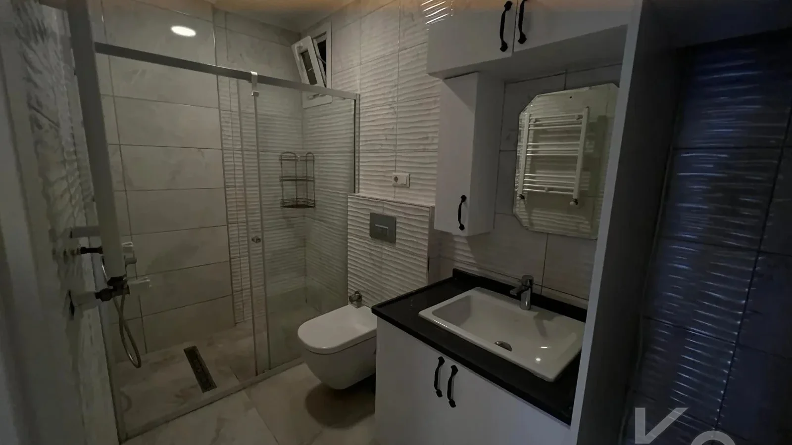 Laci̇vertcadde Atatürk Cd. Üzeri̇ 6 Yillik Ebeveynli̇ 100m² Net 3+1