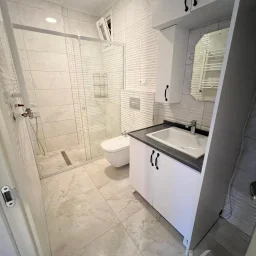 Laci̇vertcadde Atatürk Cd. Üzeri̇ 6 Yillik Ebeveynli̇ 100m² Net 3+1