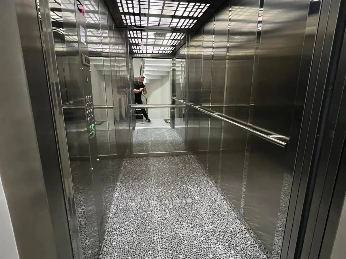 Laci̇vertcadde Atatürk Cd. Üzeri̇ 6 Yillik Ebeveynli̇ 100m² Net 3+1
