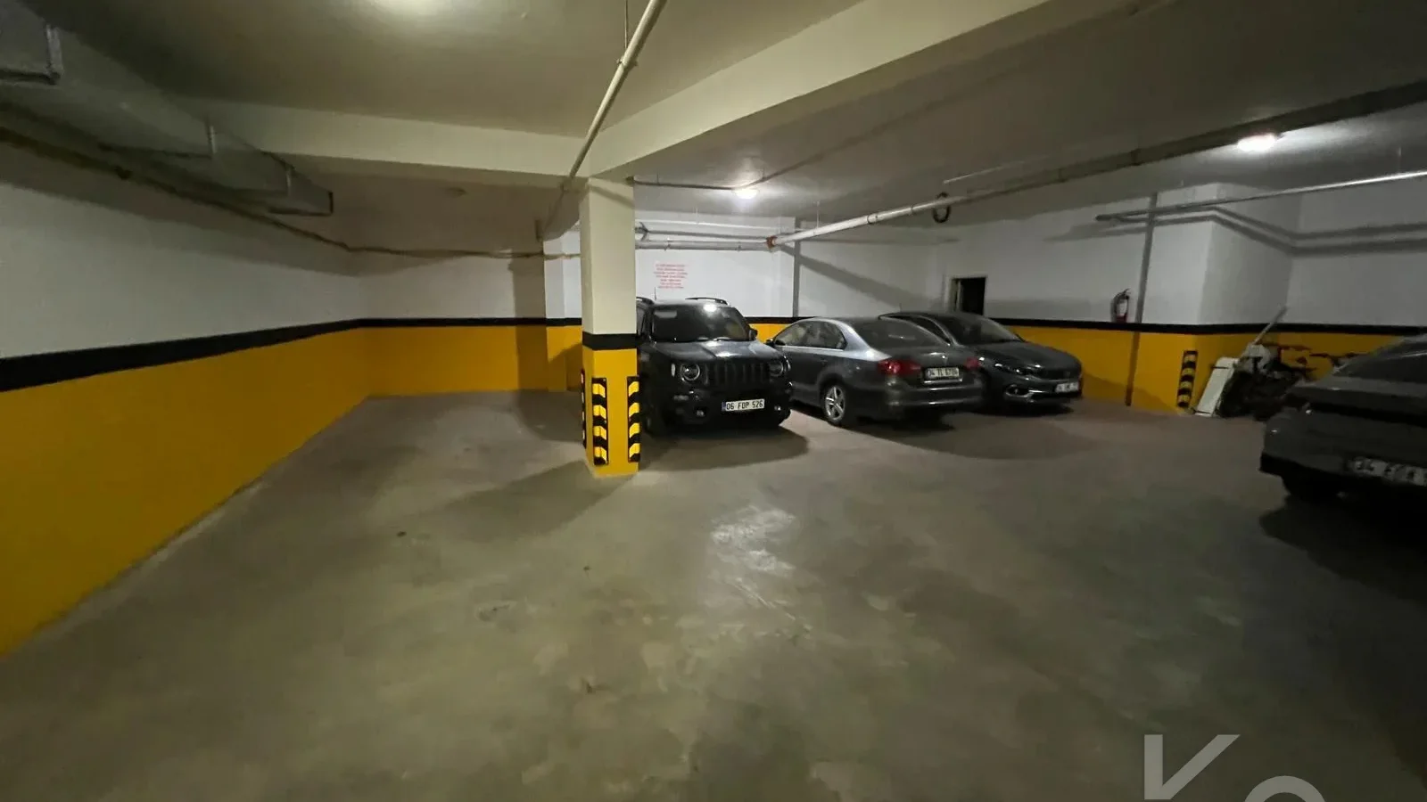Laci̇vertcadde Atatürk Cd. Üzeri̇ 6 Yillik Ebeveynli̇ 100m² Net 3+1