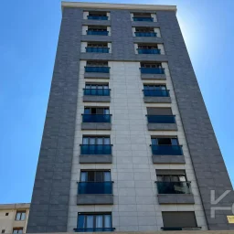 Laci̇vertcadde Atatürk Cd. Üzeri̇ 6 Yillik Ebeveynli̇ 100m² Net 3+1