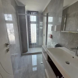 Laci̇vertcadde Caddebostan Sahi̇l Katta Tek Balkonlu Deni̇z Manzarali 170m² Net  4.5+1