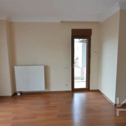 Laci̇vertcadde Ethemefendi'de Bağdat Cd. Yakini 2+1 70 M²net
