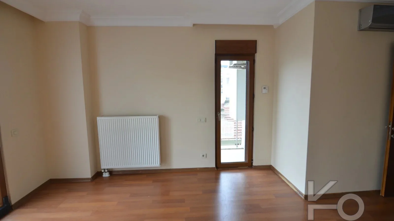 Laci̇vertcadde Ethemefendi'de Bağdat Cd. Yakini 2+1 70 M²net