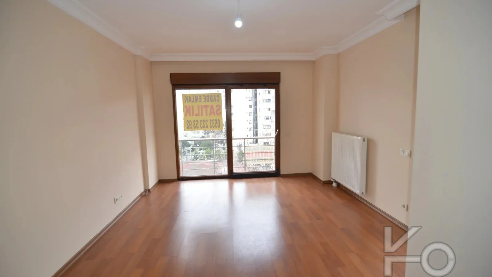 Laci̇vertcadde Ethemefendi'de Bağdat Cd. Yakini 2+1 70 M²net