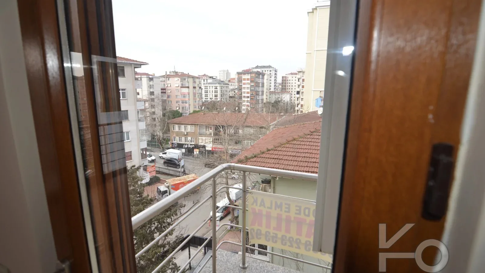 Laci̇vertcadde Ethemefendi'de Bağdat Cd. Yakini 2+1 70 M²net