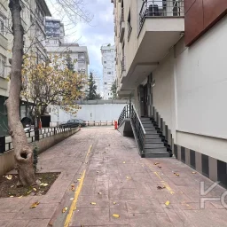 Laci̇vertcadde Ethemefendi'de Bağdat Cd. Yakini 2+1 70 M²net