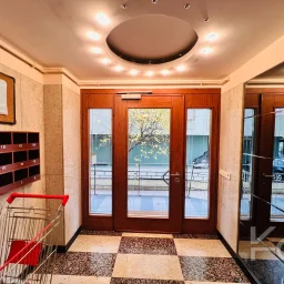 Laci̇vertcadde Ethemefendi'de Bağdat Cd. Yakini 2+1 70 M²net