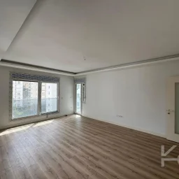 Lacivert Cadde Caddebostan Bağdat Cad.2.paralelde 2025 Sıfır Ebeveynli Balkonlu 80m² Net 2+1