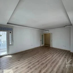 Lacivert Cadde Caddebostan Bağdat Cad.2.paralelde 2025 Sıfır Ebeveynli Balkonlu 80m² Net 2+1