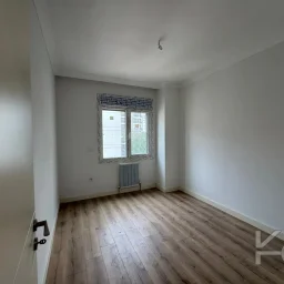 Lacivert Cadde Caddebostan Bağdat Cad.2.paralelde 2025 Sıfır Ebeveynli Balkonlu 80m² Net 2+1